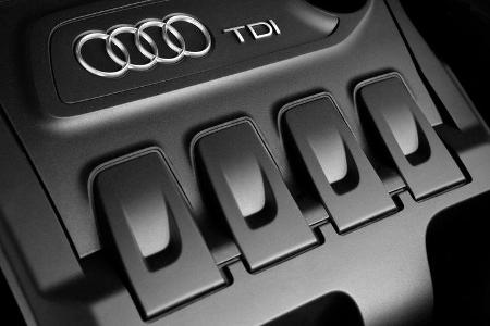 Audi Q3 Motorabdeckung