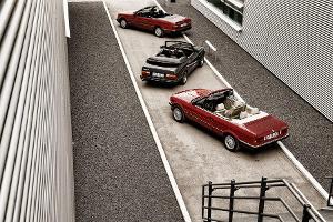 BMW 325i, Mercedes 300 CE-24, Saab 900, Druafsicht
