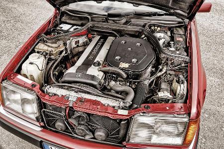 Mercedes 300 CE-24, Motor