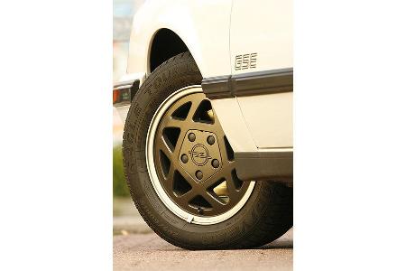 Opel Monza GSE und Mercedes-Benz 280 CE