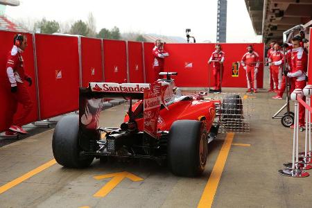Sebastian Vettel - Ferrari - Formel 1-Test - Barcelona - 22. Februar 2016