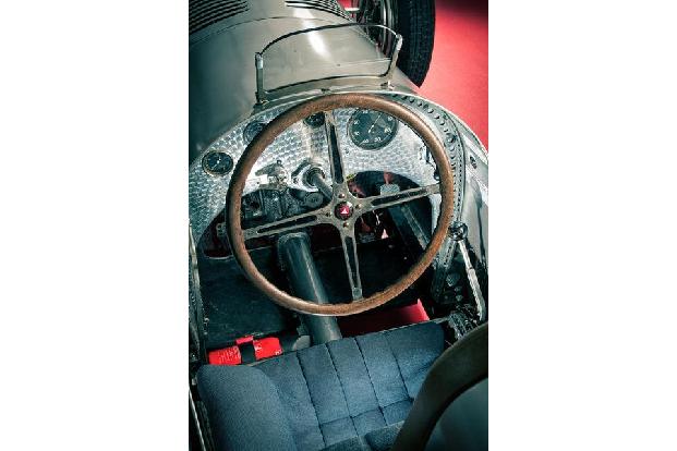 Mercedes-Benz W25, Silberpfeil, Cockpit, Lenkrad