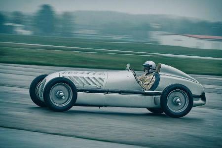 Mercedes-Benz W25, Silberpfeil, Seitenansicht