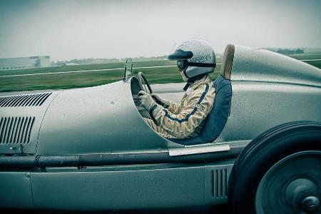 Mercedes-Benz W25, Silberpfeil, Seitenansicht