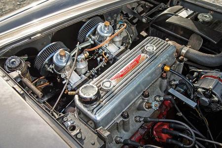 Austin Healey 100, Motor