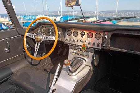 Jaguar E-Type, Cockpit