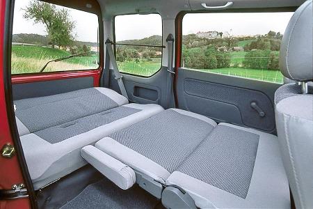 Subaru Libero (FA8), Innenraum