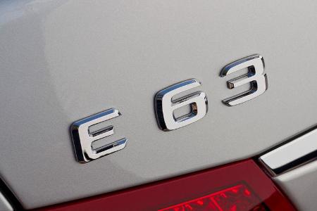 Mercedes E 63 AMG, Emblem, Typenbezeichnung