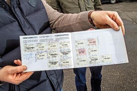 Peugeot 205 Cabriolet CJ, Scheckheft