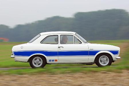 Ford Escort RS 2000, Seitenansicht
