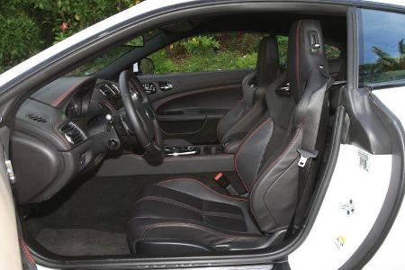 Jaguar XKR-S, Innenraum