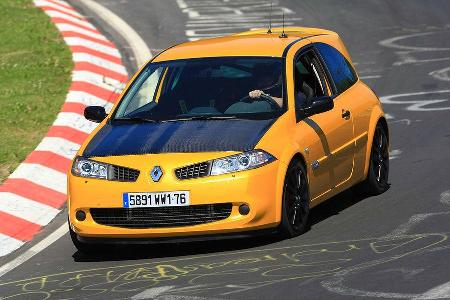 Die Nordschleife umrundete er in der respektablen Zeit von 8:17 Minuten.