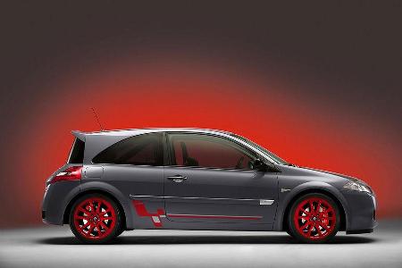 Den Hundertersprint erledigt der 230 PS-Bolide in 6,0 Sekunden. Der Zweiliter-Vierzylinder wird von einem Turbo beatmet und ...