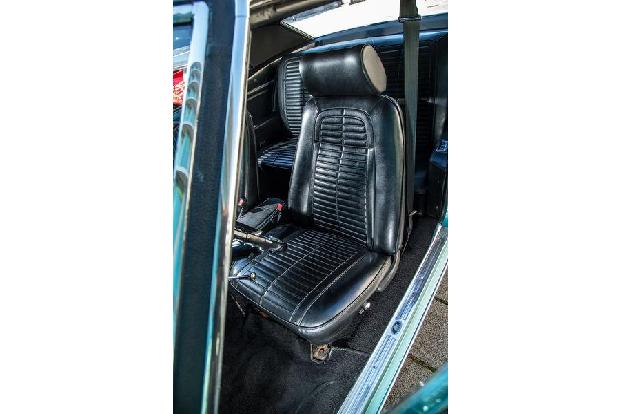 Pontiac Firebird 400, Fahrersitz