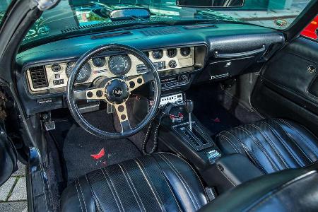 Pontiac Firebird Trans Am, Cockpit