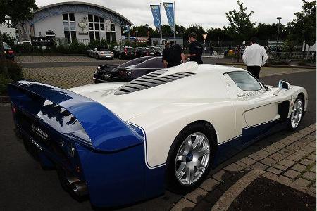 Die Verwandtschaft zu Michael Bartels Rennwagen aus der FIA GT ist nicht nur rein optischer Natur.