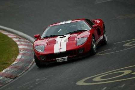 Schon jetzt ein Klassiker: Der Ford GT, das Remake des berühmten GT40, genehmigt sich vergleichsweise gemütliche 11,9 Sekunden.