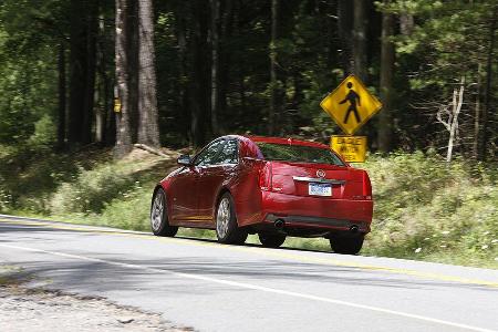 Direkt darunter liegt der Ladeluftkühler, der wiederum die Spitze des Kompressors bildet.