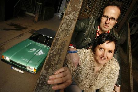 Ohne Ehefrau Beate wäre das Capri-Hobby für Marc nicht machbar. Sie fährt ein Opel Kadett C-Coupé.