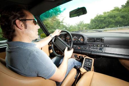 Porsche 911 turbo 3.3, Cockpit, Fahrersicht