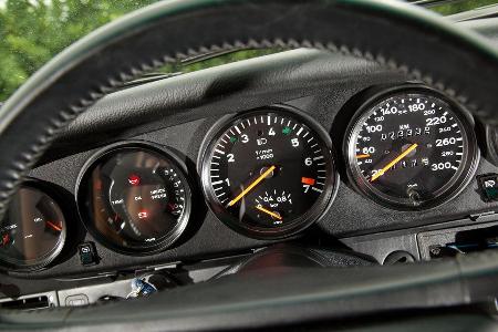 Porsche 911 turbo 3.3, Rundinstrumente