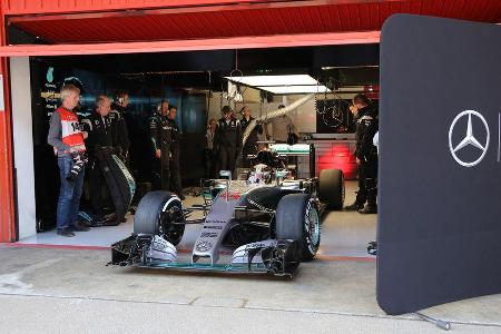 Lewis Hamilton - Mercedes - Formel 1-Test - Barcelona - 24. Februar 2016