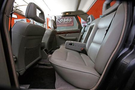 Audi V8, Fondsitz, Beinfreiheit