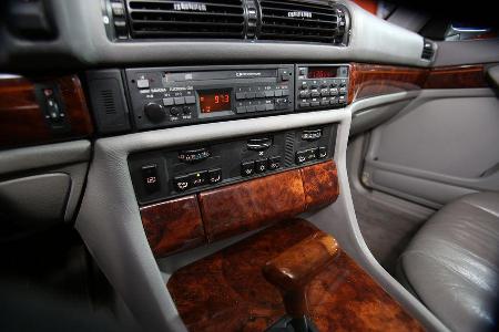 BMW 740i, Mittelkonsole