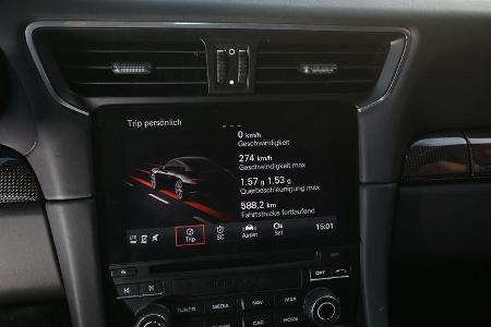 Porsche 911 Carrera S, Infotainment