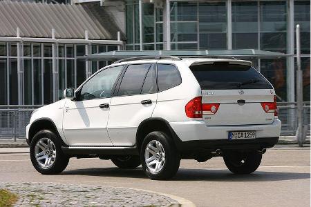 17-Zoll-Alufelgen und Einparkhilfe hinten gehören zum Luxus-Paket.