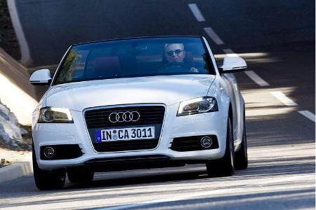 Neues A3-Gesicht mit LED-Tagfahrlicht und Xenonlampen.