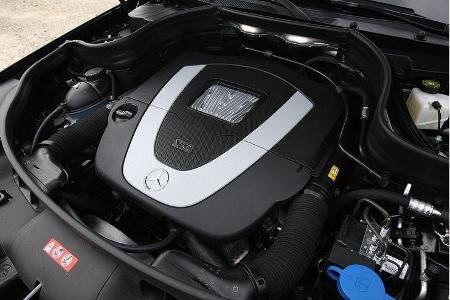 Der 3,5-Liter-Benziner ist einer von drei V6-Motoren zum Start des GLK.