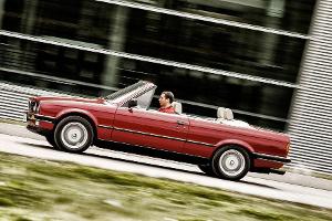 BMW 325i, Seitenansicht