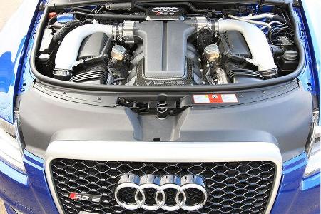 Unter der Motorhaube sitzt nun ein Fünfliter-V10 mit 580 PS und 650 Nm, der den RS6 nun auf bis zu 303 km/h bringt. Die seri...
