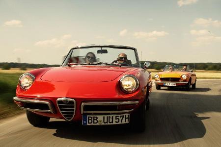 Alfa Spider 1750 Veloce, Fiat 124 Sport Spider, Frontansicht