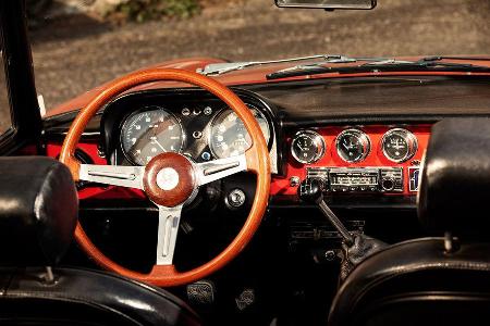 Alfa Spider 1750 Veloce, Lenkrad, Cockpit