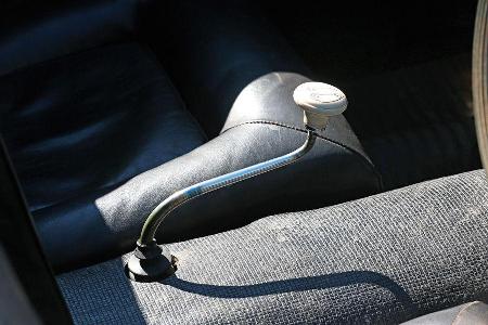 Bugatti 252, Lenkradschalter