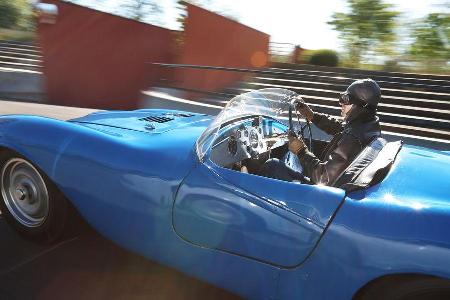 Bugatti 252, Seitenansicht