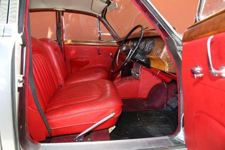 Jaguar MK II, Fahrersitz