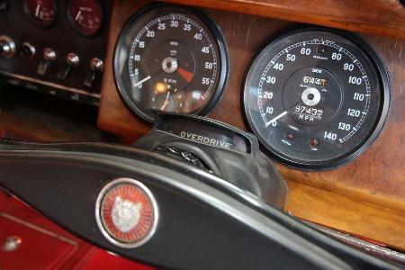 Jaguar MK II, Rundinstrumente