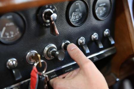 Jaguar MK II, Bedienelemente