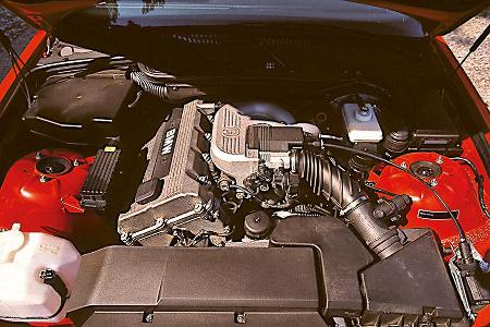 BMW 3er-Reihe E36, Motor