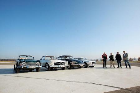 Triumph TR 4A, Mercedes 280 SL, Citroen D Super 5, Alfa Romeo 1750 GTV