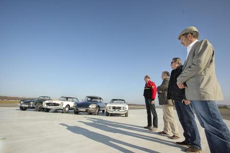 Triumph TR 4A, Mercedes 280 SL, Citroen D Super 5, Alfa Romeo 1750 GTV