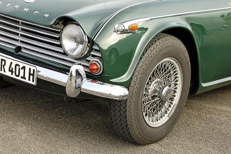 Triumph TR 4A, Rad, Scheinwerfer