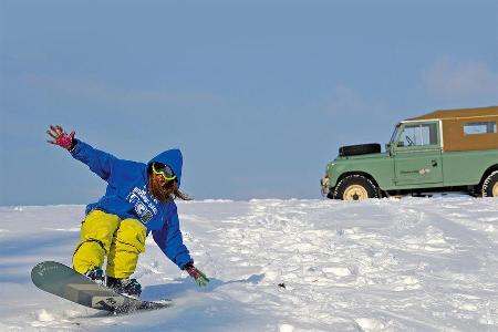 Land Rover 109 Serie 3, Seitenansicht, Anna Matuschek