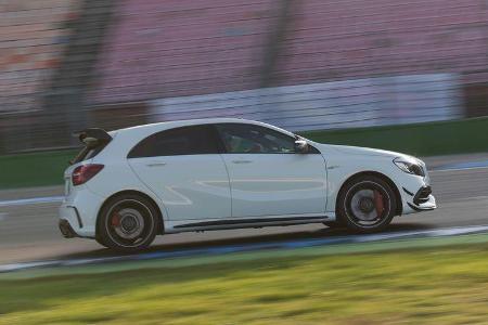 Mercedes-AMG A 45 4Matic, Seitenansicht