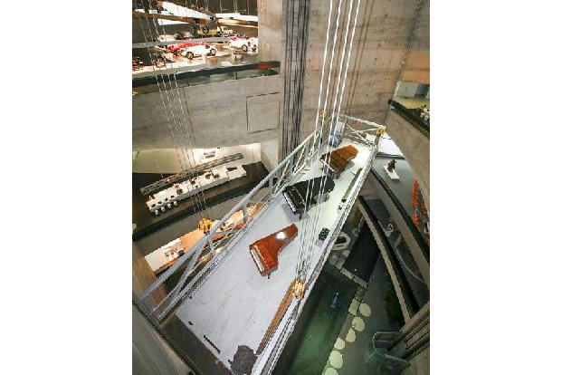 10 Jahre Mercedes-Benz Museum