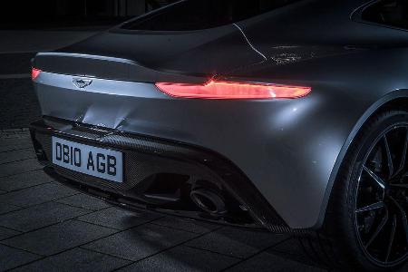 Aston Martin DB10 - Ausfahrt - James Bond - Sportwagen - V8