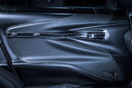 Aston Martin DB10 - Ausfahrt - James Bond - Sportwagen - V8